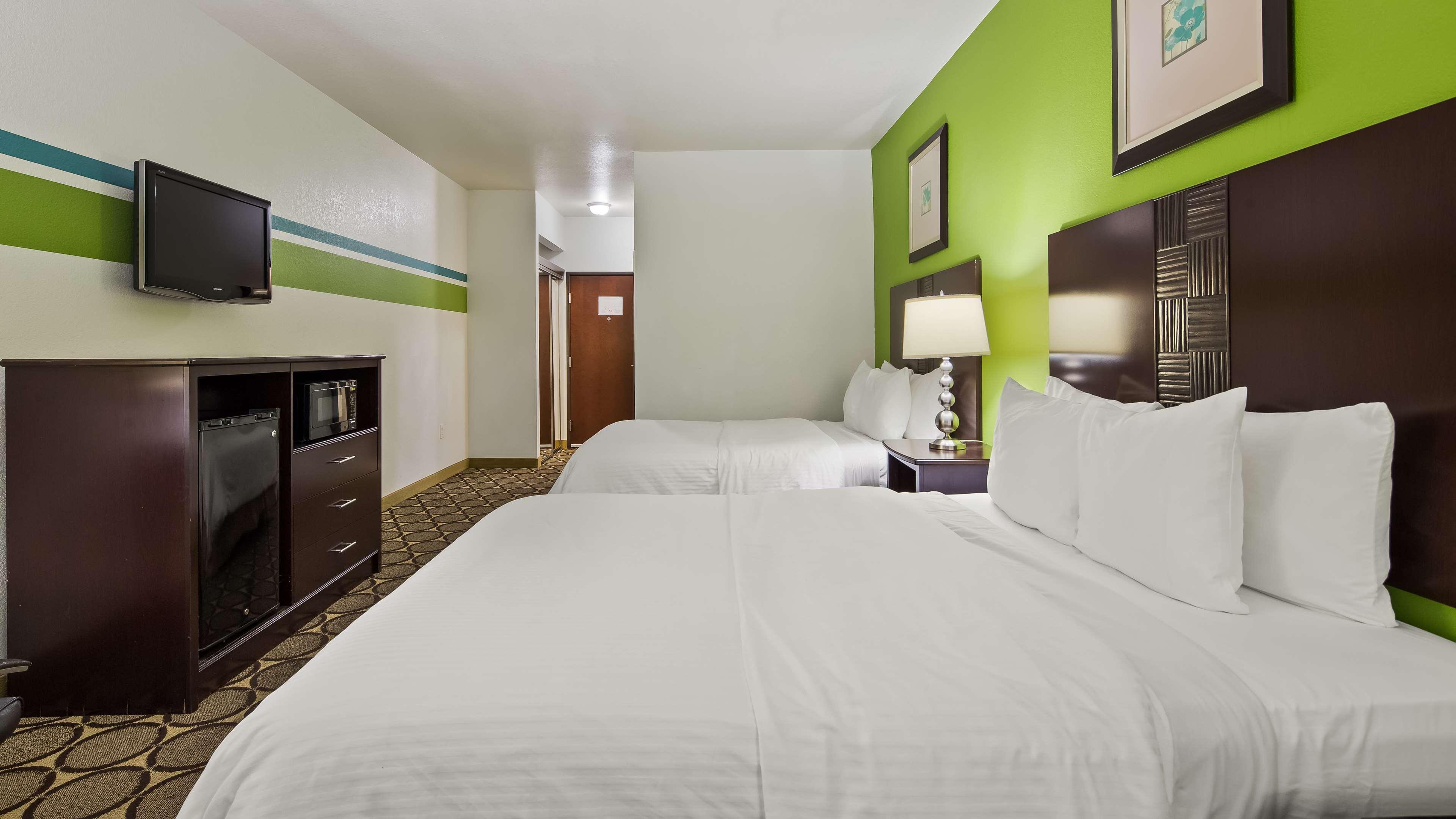 Best Western Douglas Inn & Suites מראה חיצוני תמונה
