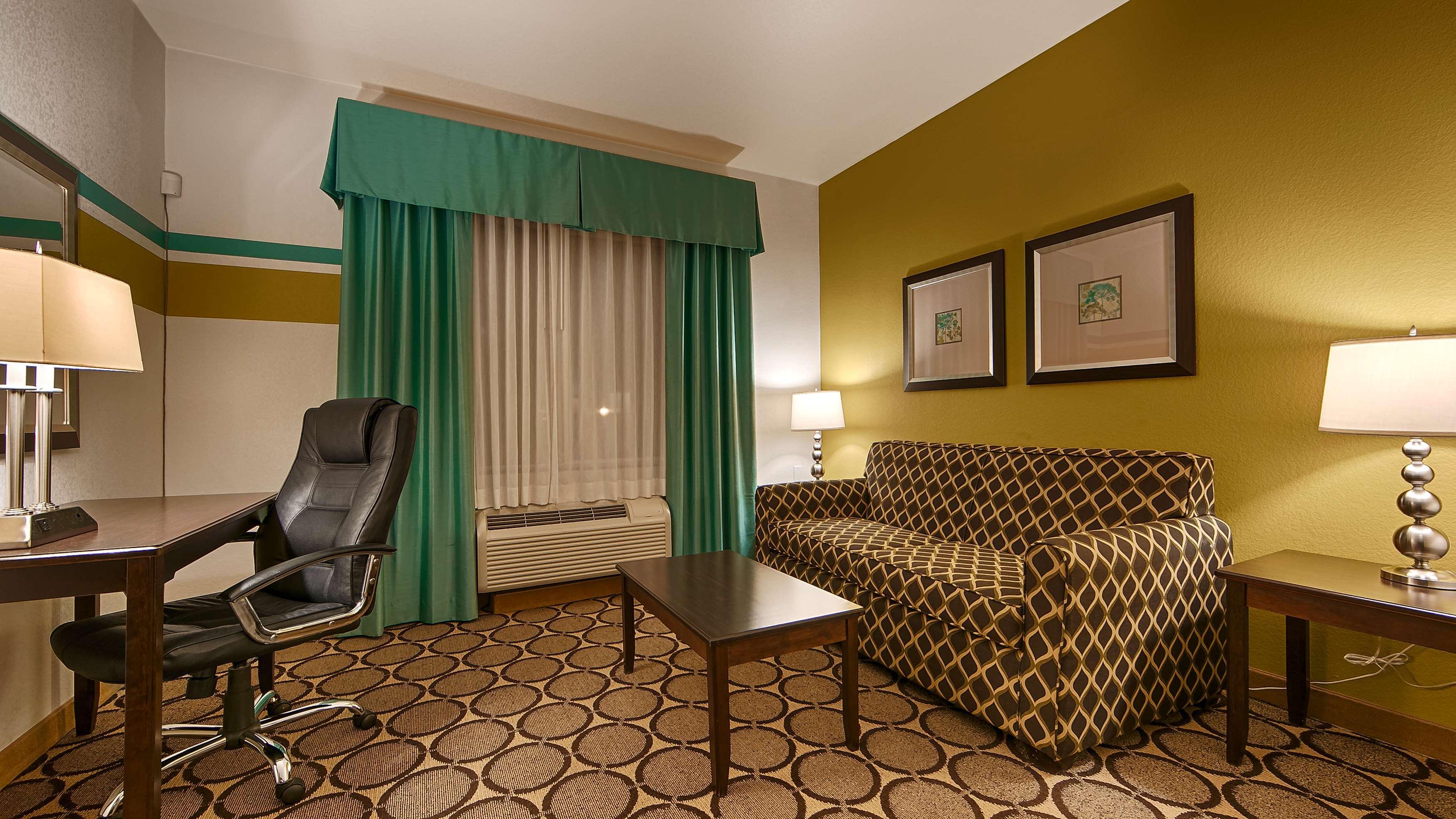 Best Western Douglas Inn & Suites מראה חיצוני תמונה