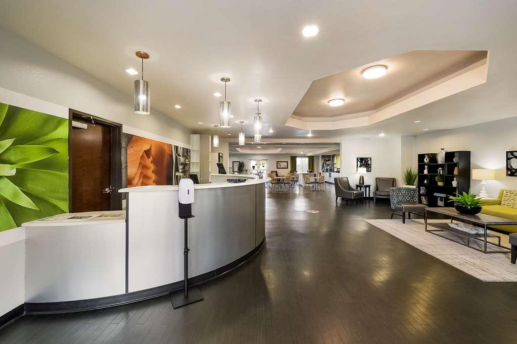 Best Western Douglas Inn & Suites מראה פנימי תמונה